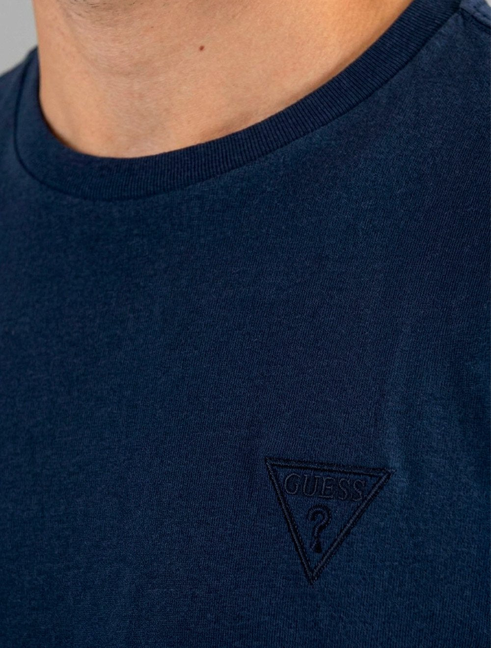 Camiseta Guess Masculina Bordado Peito Azul Escuro
