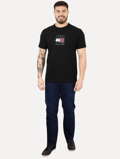 Camiseta Tommy Hilfiger Masculina Linear Flag Graphic Preta