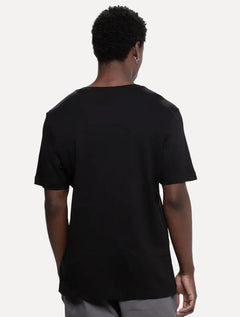 Camiseta John John Masculina Regular Fit Font Stripe Preto