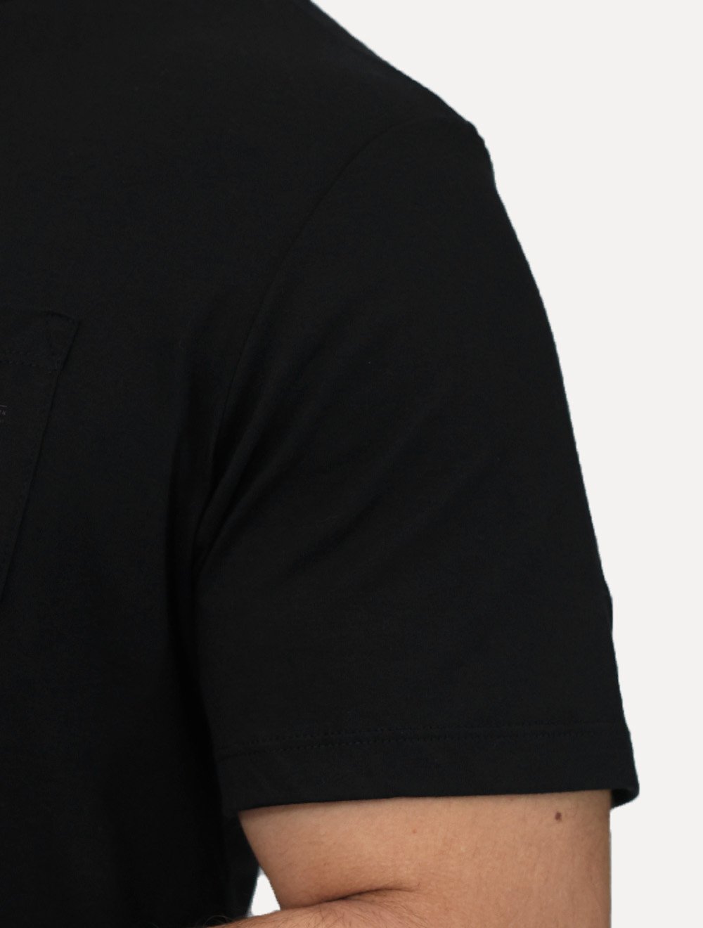 Camiseta Ellus Cotton Fine Easa Detail Pocket Classic Preta