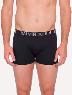 Cuecas Calvin Klein Trunk Seamless Logo Preta e Branca Pack 2UN
