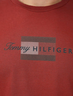 Camiseta Tommy Hilfiger Masculina Brand Love Big Graphic Vermelho