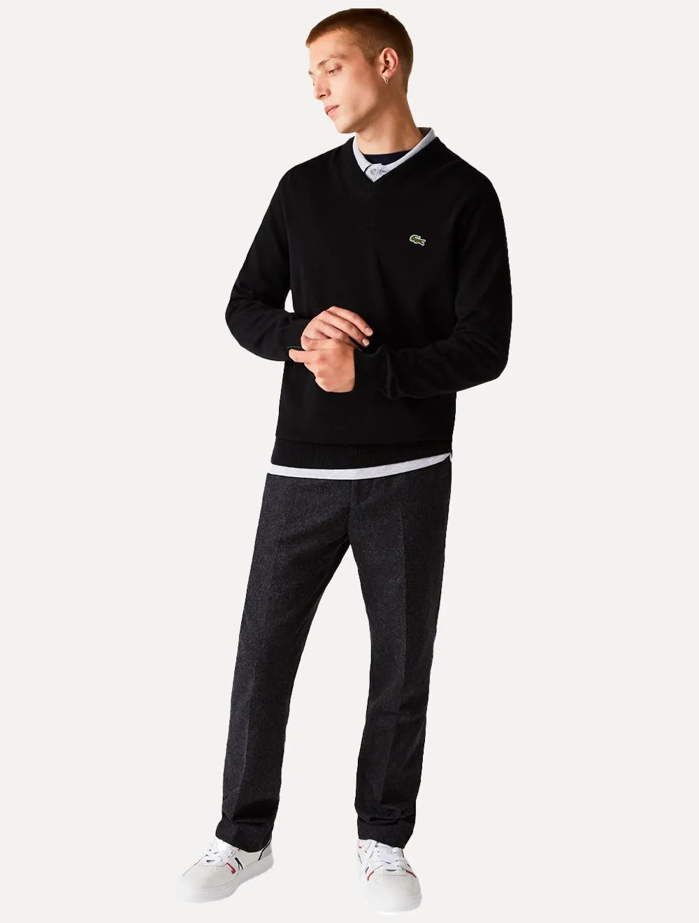 Suéter Lacoste Masculino Classic Fit Gola V Logo Preto