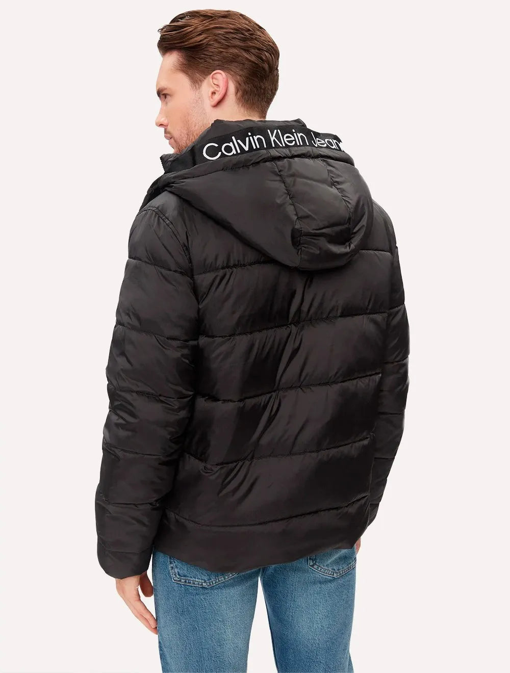Jaqueta Calvin Klein Jeans Hooded Essential Puffer CK Preta