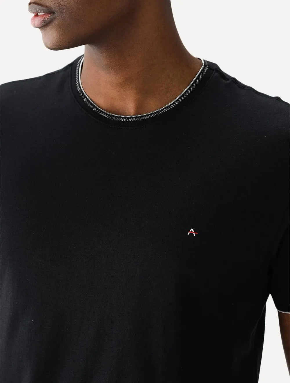 Camiseta Aramis Masculina Grey Friso Gola Preta