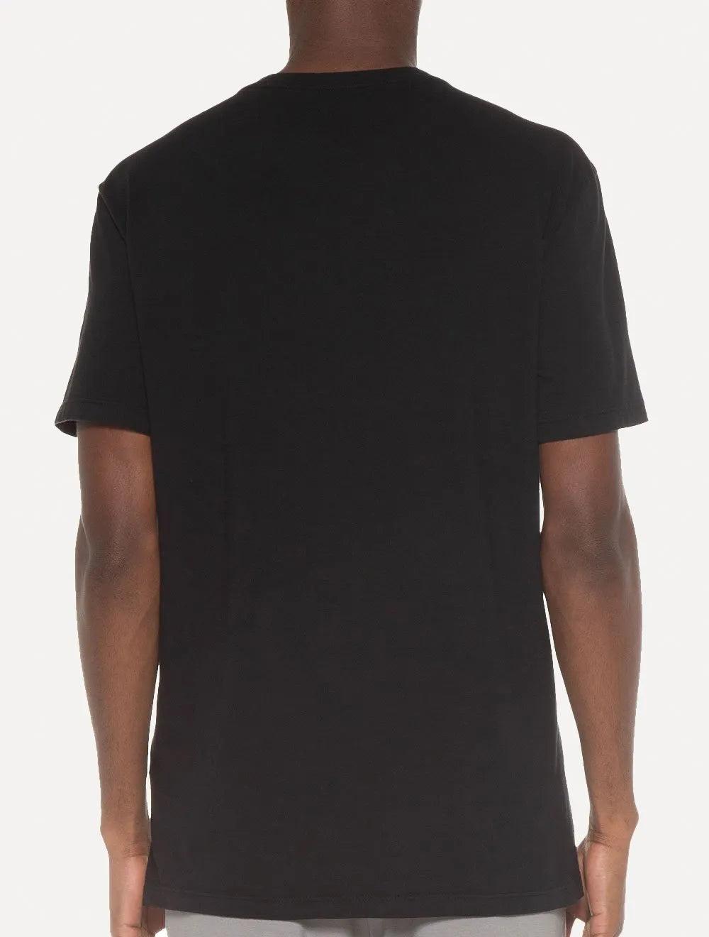 Camiseta Tommy Jeans Masculina Metallic Logo Chest Preta