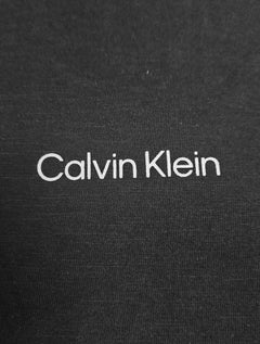 Camiseta Calvin Klein Masculina Manga Longa Institutional Logo Flamê Preta