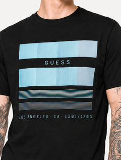 Camiseta Guess Masculina Block Gradient Blue Logo Preto
