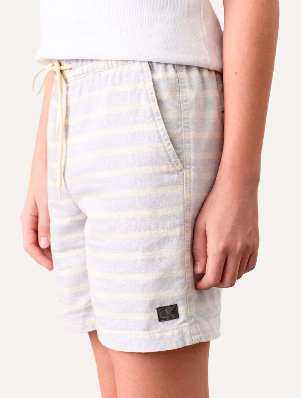 Bermuda Calvin Klein Jeans Infantil Elástico Listras Azul Claro/Caqui Claro