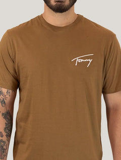 Camiseta Tommy Jeans Masculina Embroidered Signature Marrom