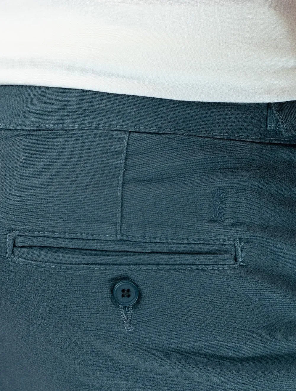 Bermuda Sergio K Chino Sarja Elastano Com Fivela S26 Azul Cobalto