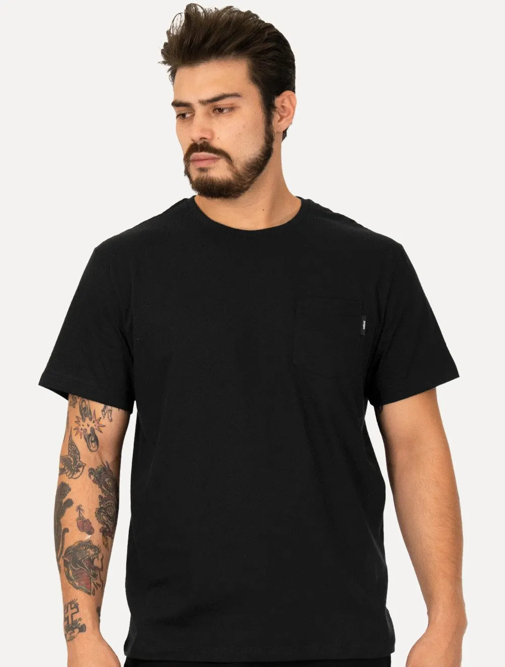 Camiseta Colcci Masculina Cotton Lateral Tag Pocket Preta