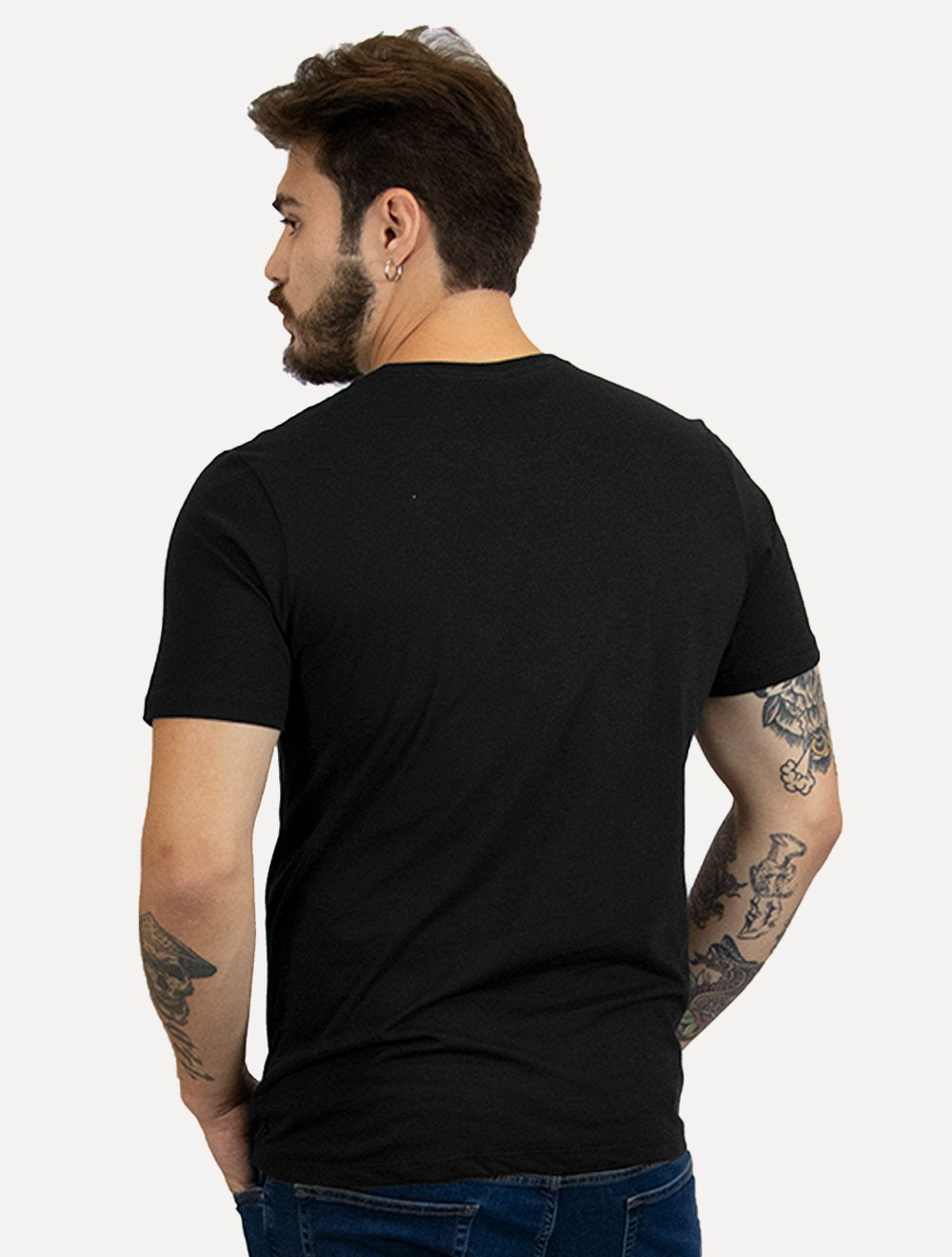 Camiseta Colcci Masculina Back To Basics Orange Logo Preta