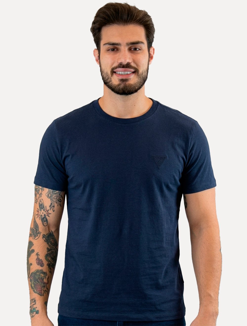 Camiseta Guess Masculina Bordado Peito Azul Escuro