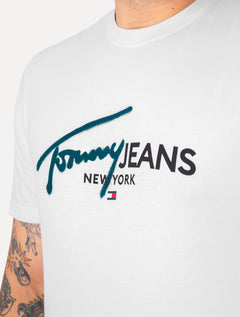 Camiseta Tommy Jeans Masculina Regular Spray Pop Logo Branca