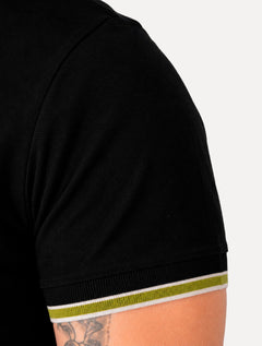 Polo Colcci Masculina Regular Piquet Rubber Logo Preto