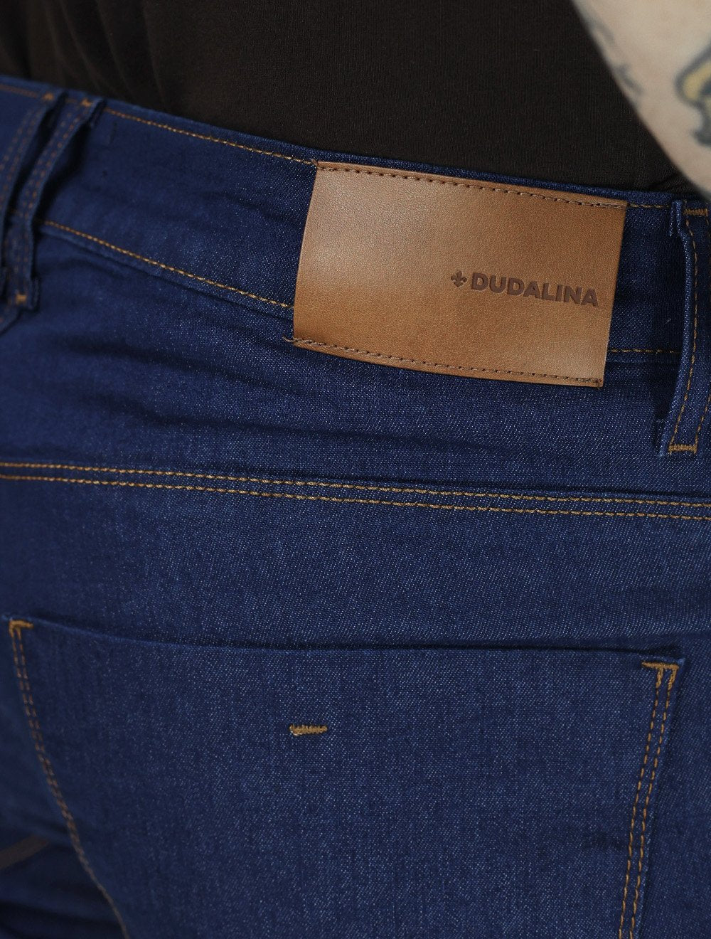 Calça Dudalina Jeans Slim Classica 5 Pockets Costura Clara Azul Escuro