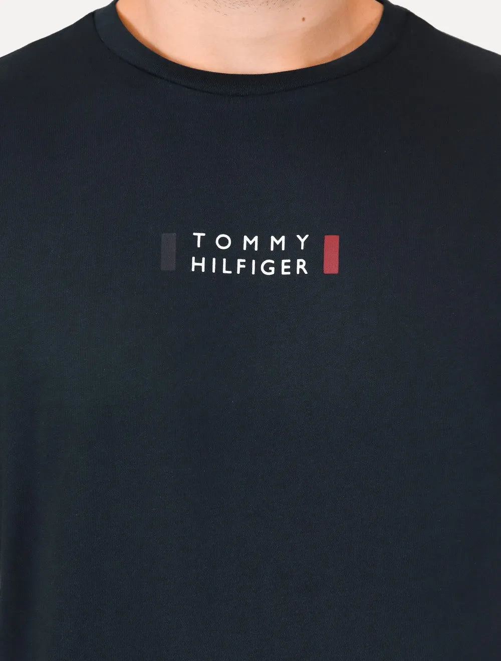 Camiseta Tommy Hilfiger Masculina Stack Center Brand Love Print Azul Marinho