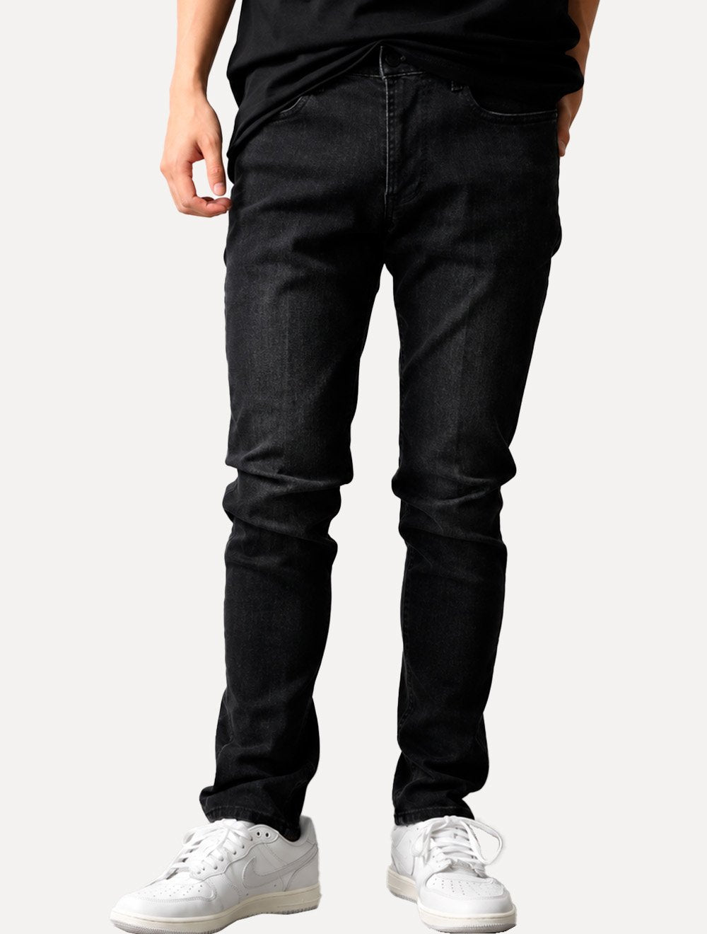 Calça Jeans Empório Armani Masculina J06 Extra Comfort Denim Slim Fit Preta