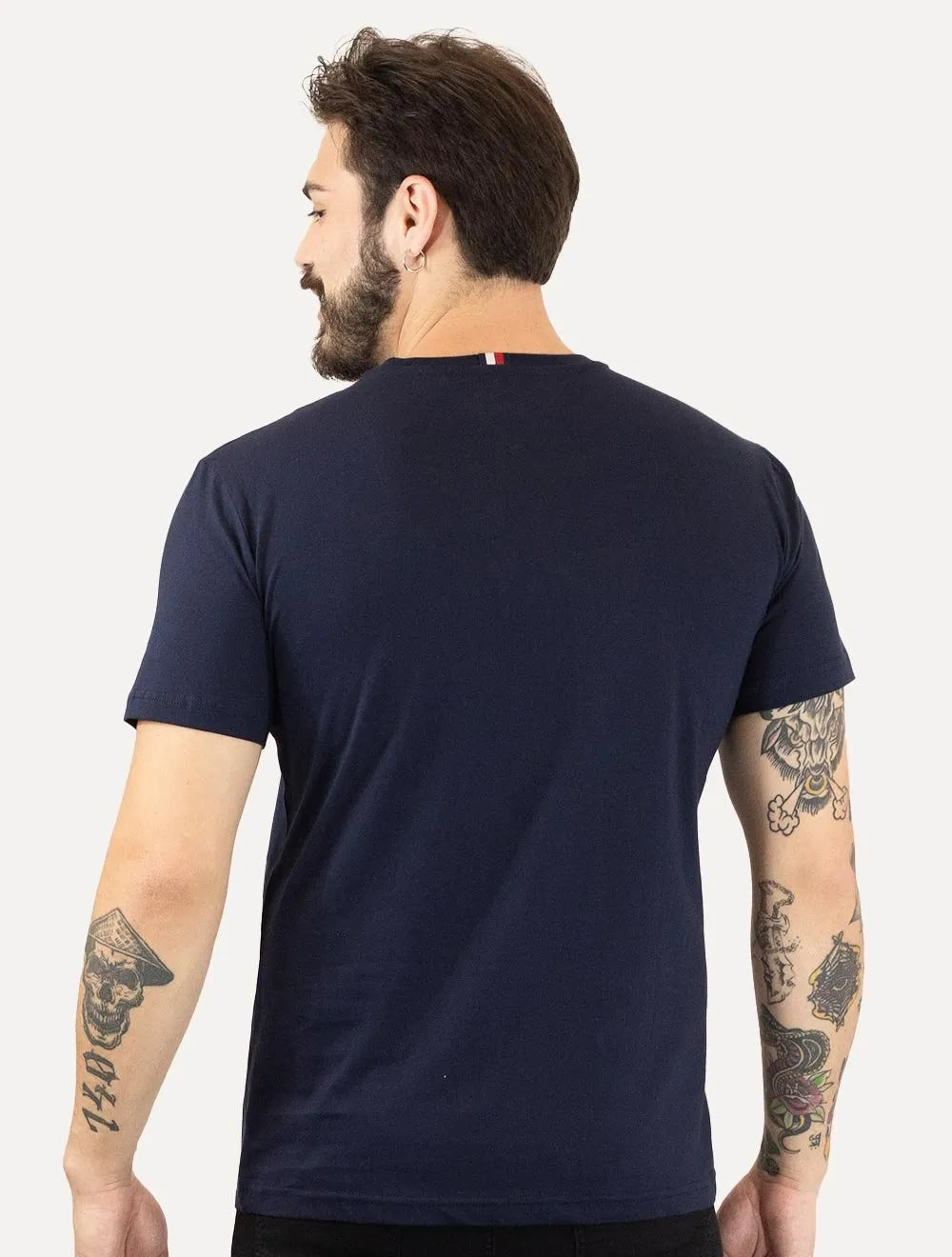 Camiseta Tommy Hilfiger Masculina Regular Global Stripe Azul Marinho
