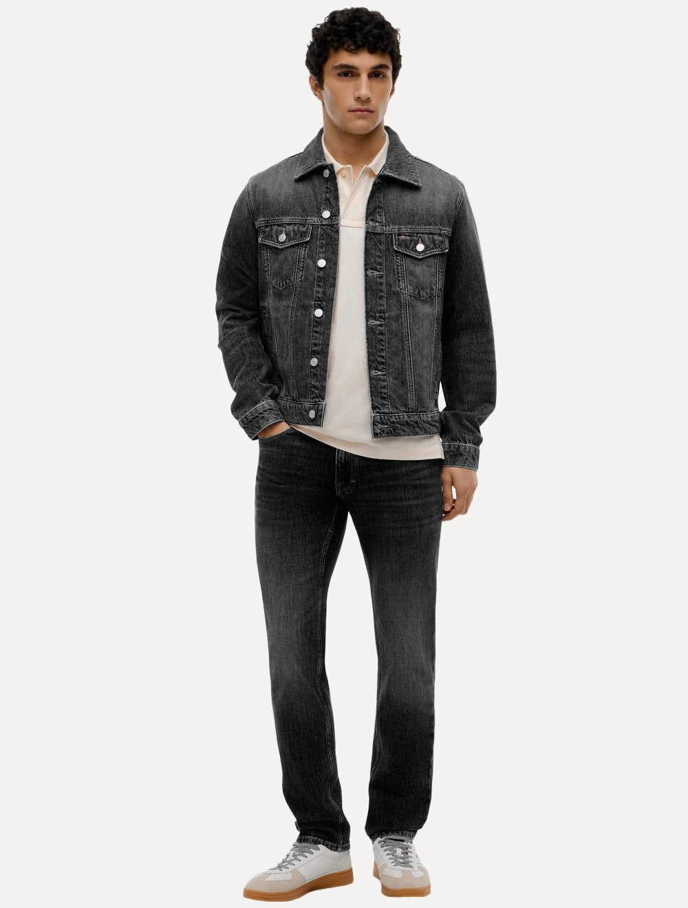 Jaqueta Tommy Jeans Masculina Regular Ryan Trucker Cinza Claro
