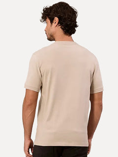 Camiseta Calvin Klein Jeans Masculina Malhão CK Logo Cáqui Claro