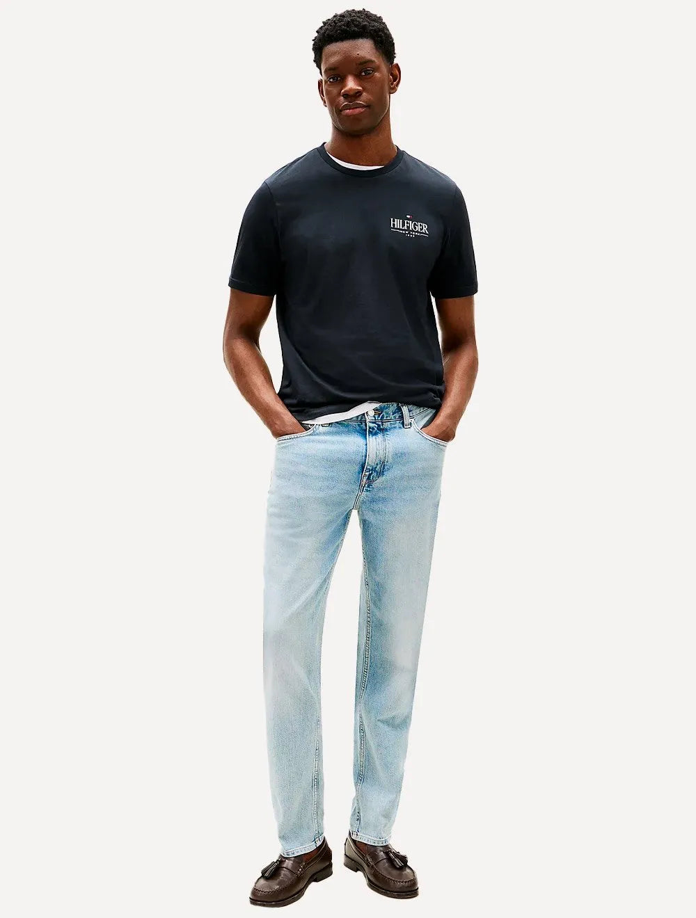 Camiseta Tommy Hilfiger Masculina Stack Poster Logo Azul Marinho