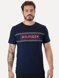 Camiseta Tommy Hilfiger Brand Love Chest Tee Azul Marinho