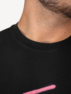 Camiseta Tommy Jeans Masculina Regular Spray Pop Logo Preta