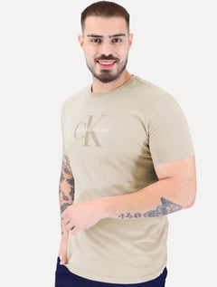 Camiseta Calvin Klein Jeans Masculina New Re Issue Frontal Logo Areia