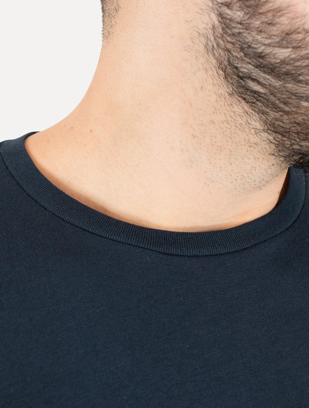 Camiseta Calvin Klein Jeans Masculina CK Bordado Peito Azul Marinho