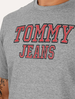 Camiseta Tommy Jeans Regular College Print Cinza Mescla