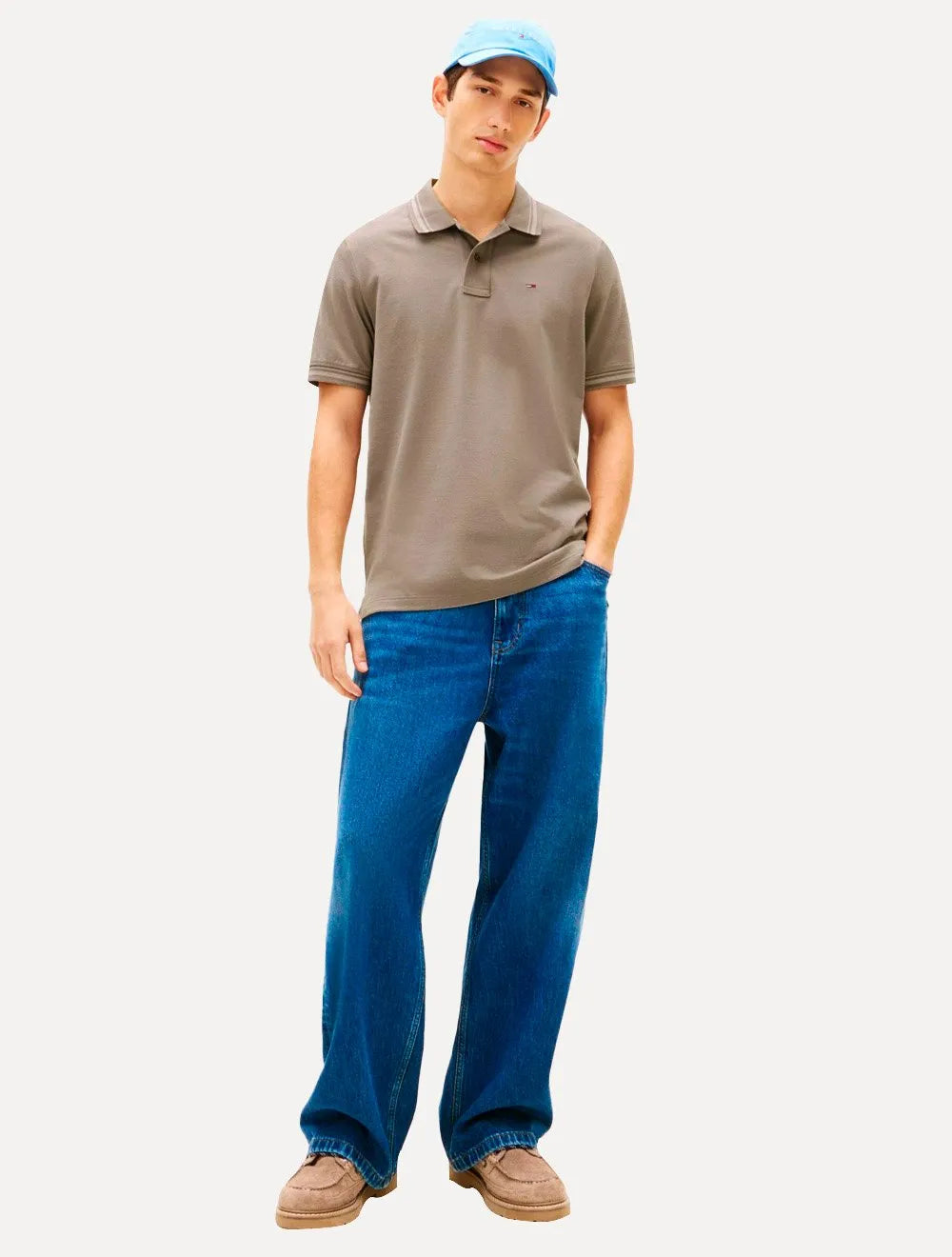 Camisa Polo Tommy Jeans Masculina Piquet Regular Tipped Marrom Médio