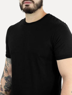 Camiseta Calvin Klein Masculina Malhão Com Punhos Preta