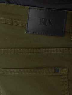 Bermuda Reserva Masculina Sarja Color Verde Militar