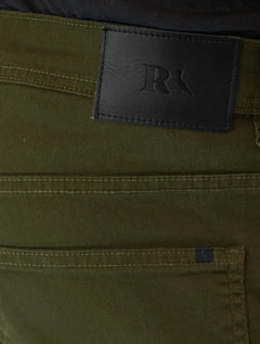 Bermuda Reserva Masculina Sarja Color Verde Militar