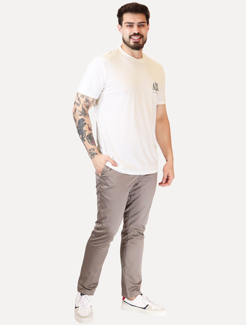 Camiseta Armani Exchange Masculina Embroidery AX Grey Logo Off-White