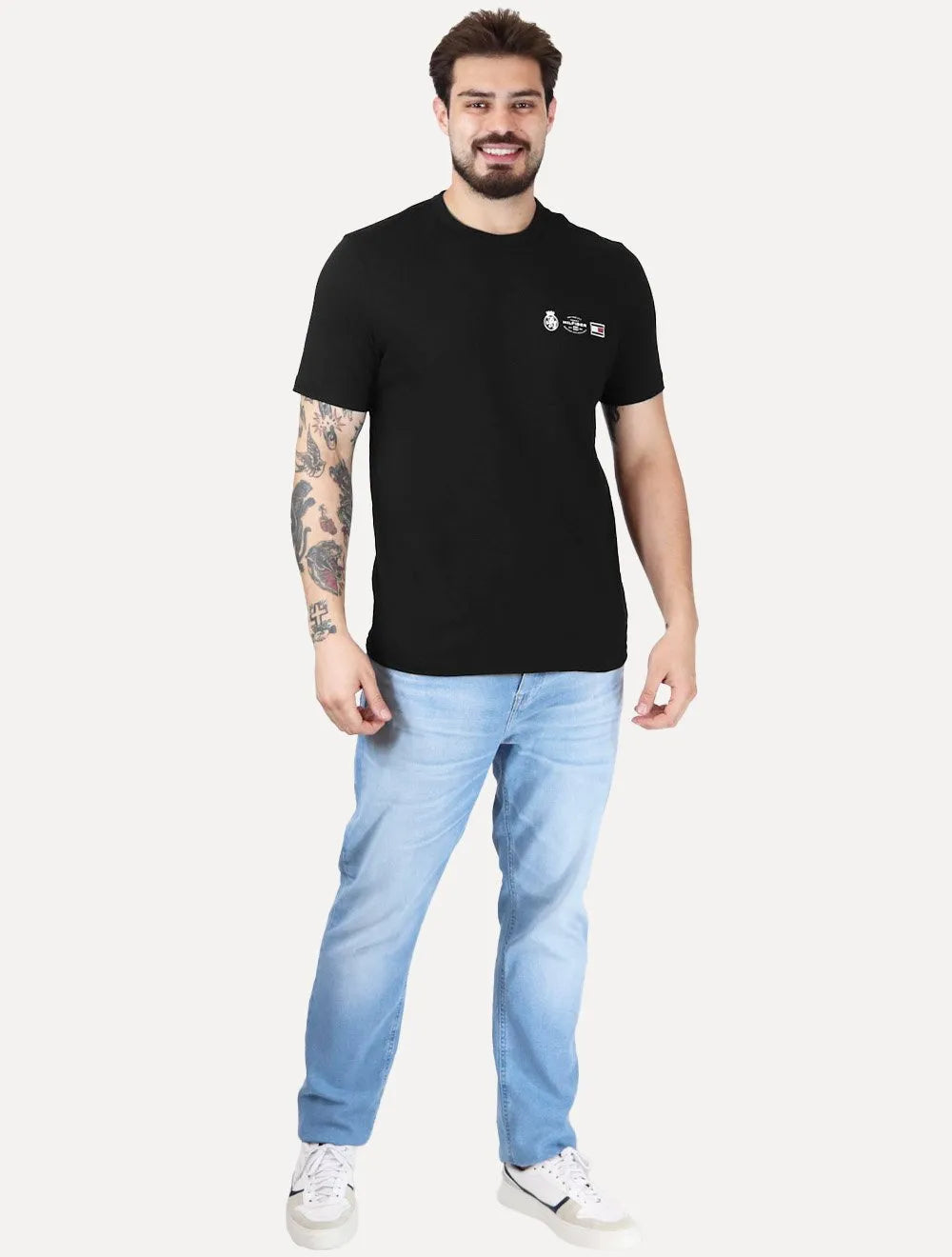 Camiseta Tommy Hilfiger Masculina Regular Small Crest Outline Preta
