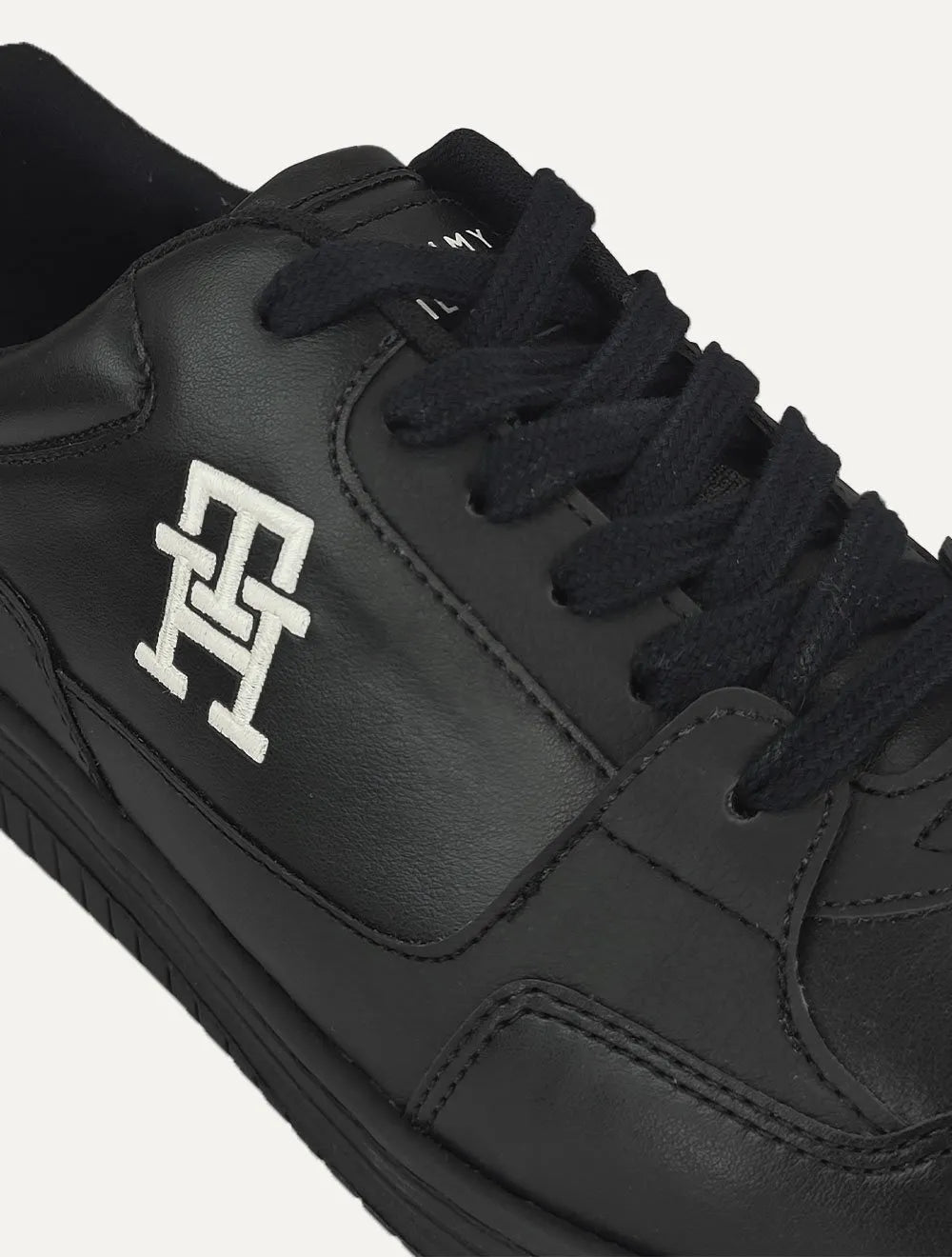 Tênis Tommy Hilfiger Masculino Couro Basket 2C Mix Suede Preto