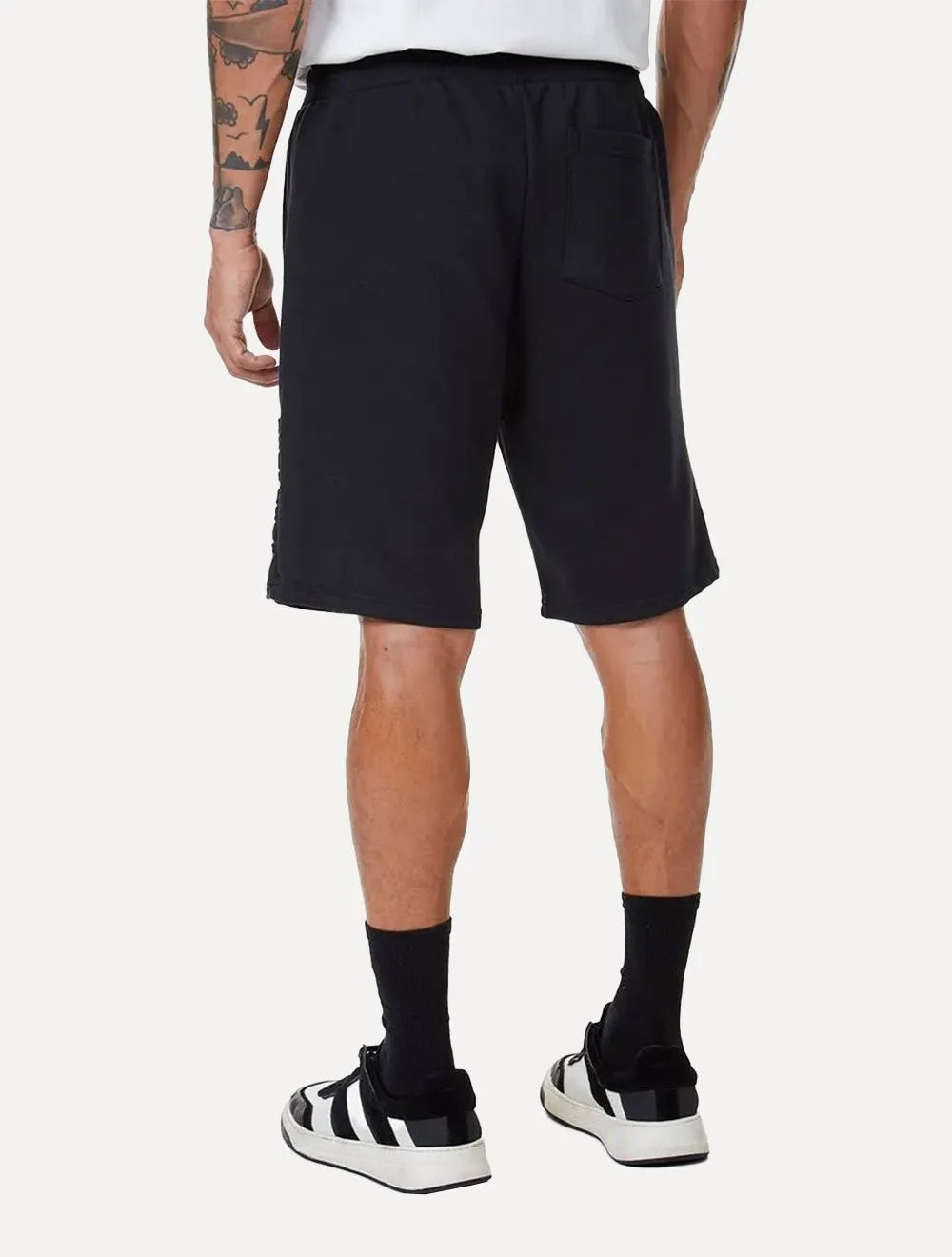Bermuda John John Masculina Moletom Black Embossed Logo Preta
