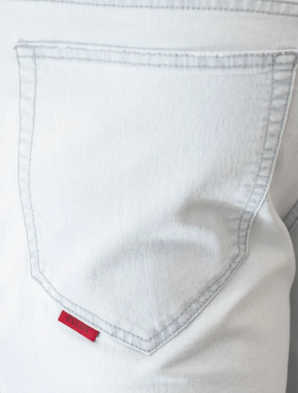 Bermuda Ellus Jeans Masculina First Light Blue Zetex Clara