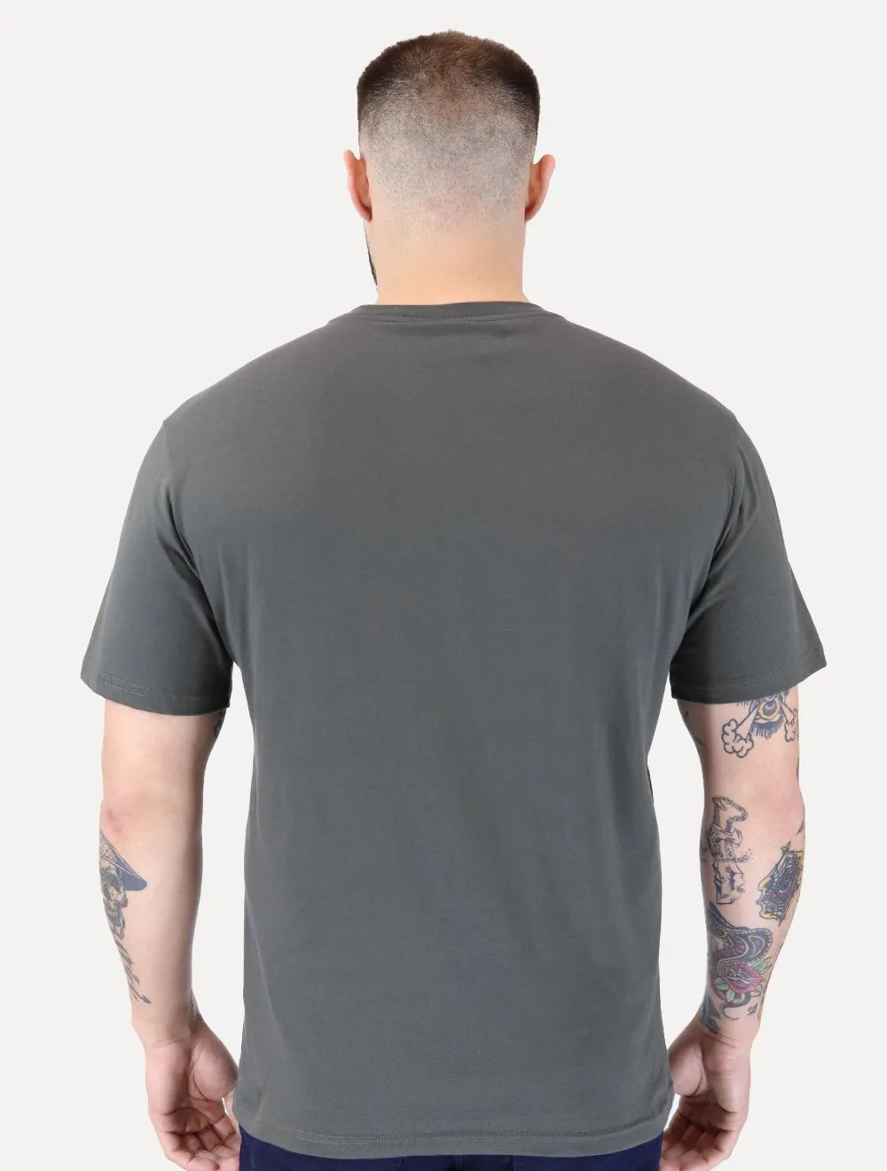 Camiseta Tommy Jeans Masculina Core Linear Gold Logo Chumbo