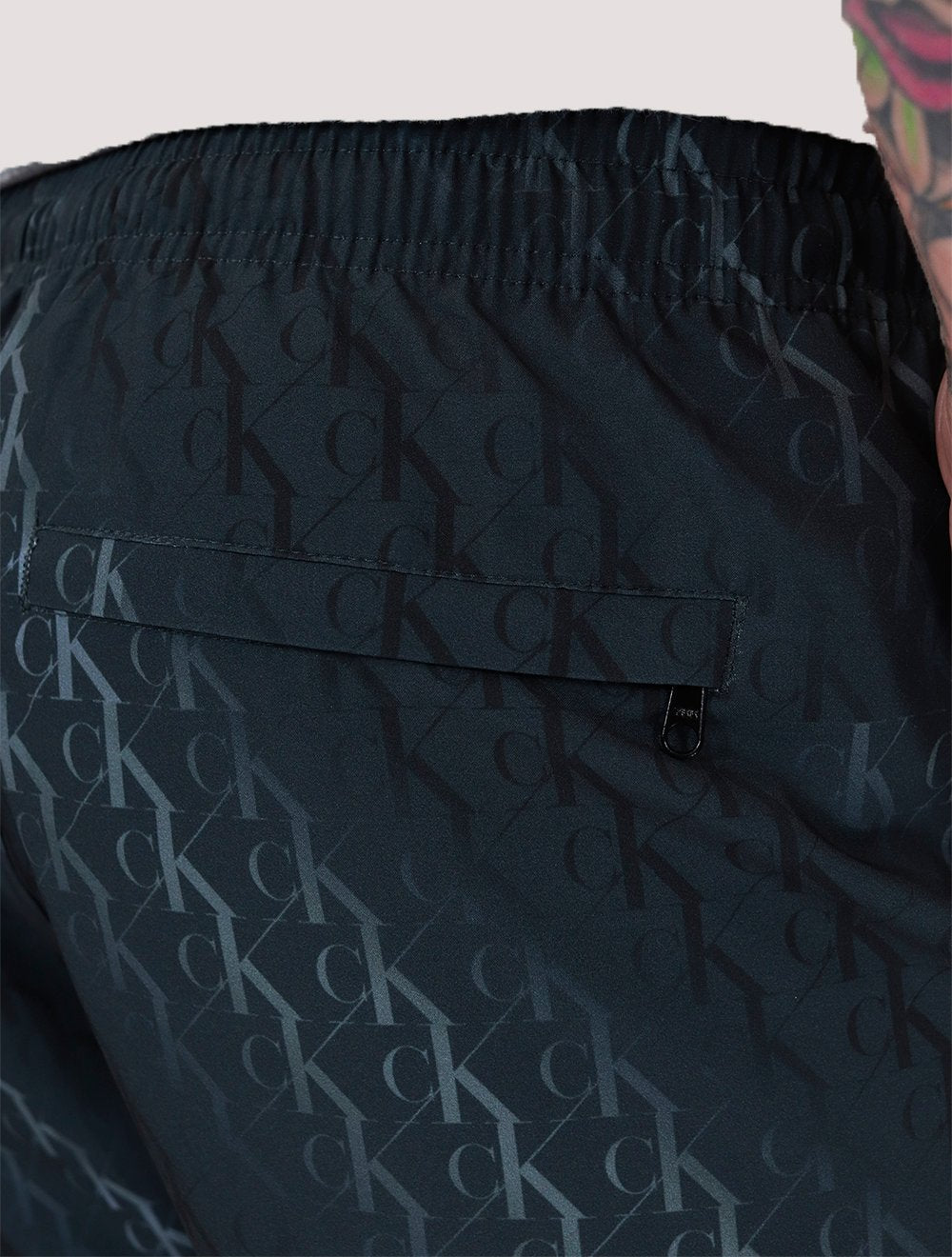 Short Calvin Klein Swimwear Masculino D'Água Elástico Monogram Preto