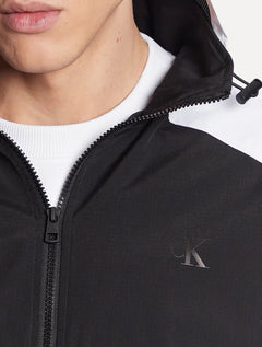 Jaqueta Calvin Klein Jeans Bomber Hoodie Colorblock Preta
