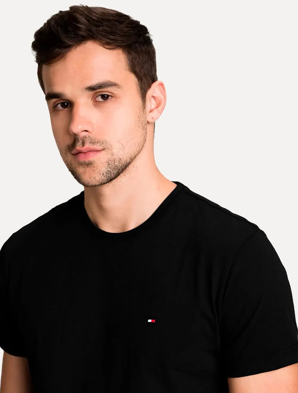 Camiseta Tommy Hilfiger Masculina Essential Tee Preta