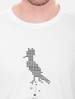 Camiseta Reserva Masculina Woodpecker Space Invaders Branca