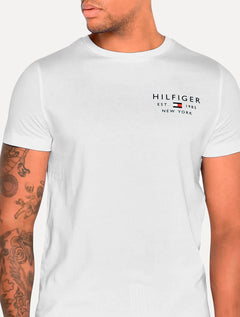 Camiseta Tommy Hilfiger Masculina Brand Love Small Logo Branca