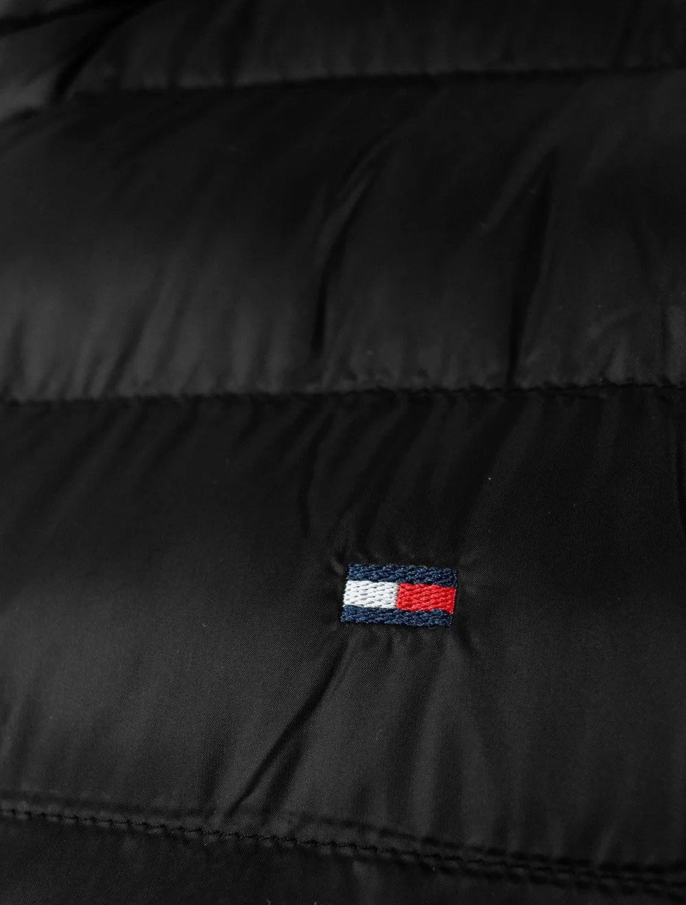Jaqueta Tommy Hilfiger Core Packable Recycled Preto