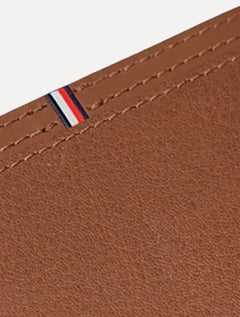 Carteira Tommy Hilfiger Masculina Couro Central Mini Flag Marrom