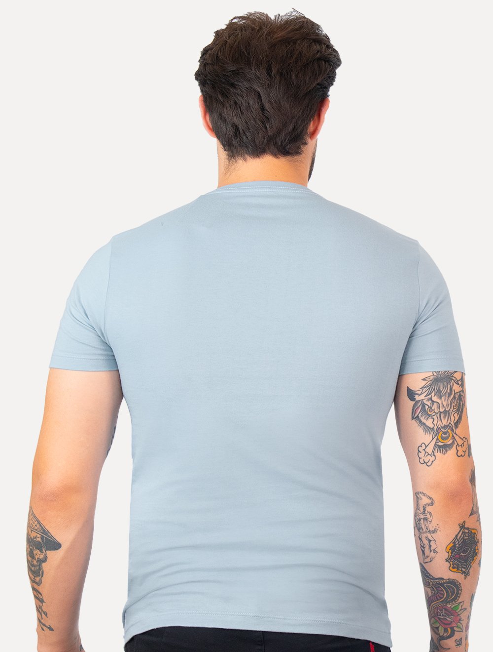 Camiseta Guess Masculina Embossed Logo Azul Claro